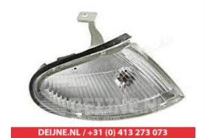 Nieuwe Stadslicht rechts Mazda 323 Prijs € 12,10 Inclusief btw aangeboden door V.Deijne Jap.Auto-onderdelen BV