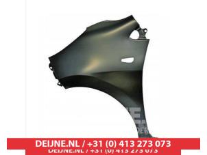 Nieuwe Scherm links-voor Kia Picanto Prijs € 83,31 Inclusief btw aangeboden door V.Deijne Jap.Auto-onderdelen BV