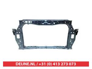 Nieuwe Voorfront Kia Rio Prijs € 61,63 Inclusief btw aangeboden door V.Deijne Jap.Auto-onderdelen BV