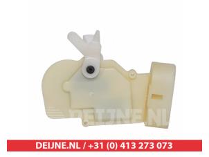 Toyota Yaris Motor Centrale Deurvergrendeling O9990004040 foto 2