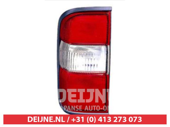 Nissan Patrol Achterlicht links O9990004703