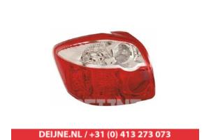 Nieuwe Achterlicht links Toyota Auris Prijs € 84,70 Inclusief btw aangeboden door V.Deijne Jap.Auto-onderdelen BV