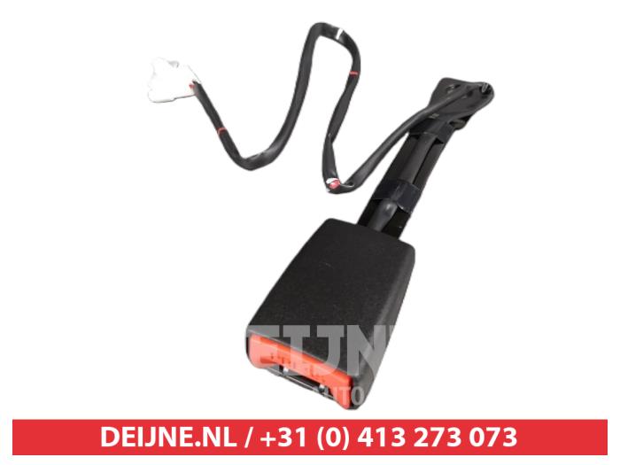 Suzuki Alto Sicherheitsgurt Schließe links vorne O9990005099