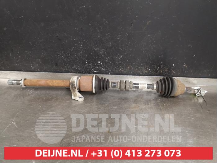 Nissan Pulsar Antriebswelle rechts vorne O394431