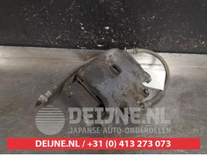 Nissan Pulsar Front brake calliper, right O394433 photo 2