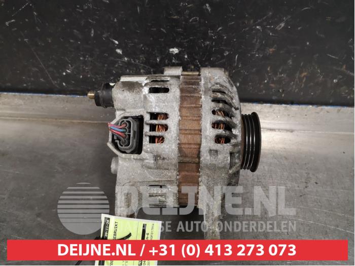 Gebruikte Dynamo Mitsubishi Carisma 1.8 GDI 16V Prijs € 25,00 Margeregeling aangeboden door V.Deijne Jap.Auto-onderdelen BV