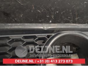 Suzuki Swift Stoßstangenteil Mitte hinten O394608 foto 3