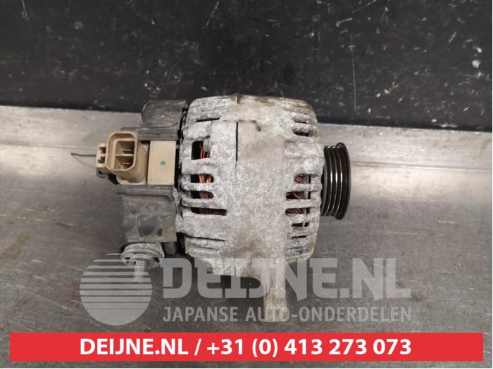 Gebruikte Dynamo Nissan Micra (K12) 1.2 16V Prijs € 25,00 Margeregeling aangeboden door V.Deijne Jap.Auto-onderdelen BV