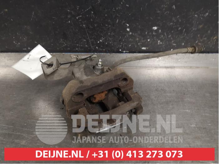 Toyota Urban Cruiser Remklauw (Tang) links-achter O394658