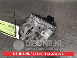 Gebruikte Gasklephuis Nissan Micra (K14) 0.9 IG-T 12V Prijs € 50,00 Margeregeling aangeboden door V.Deijne Jap.Auto-onderdelen BV