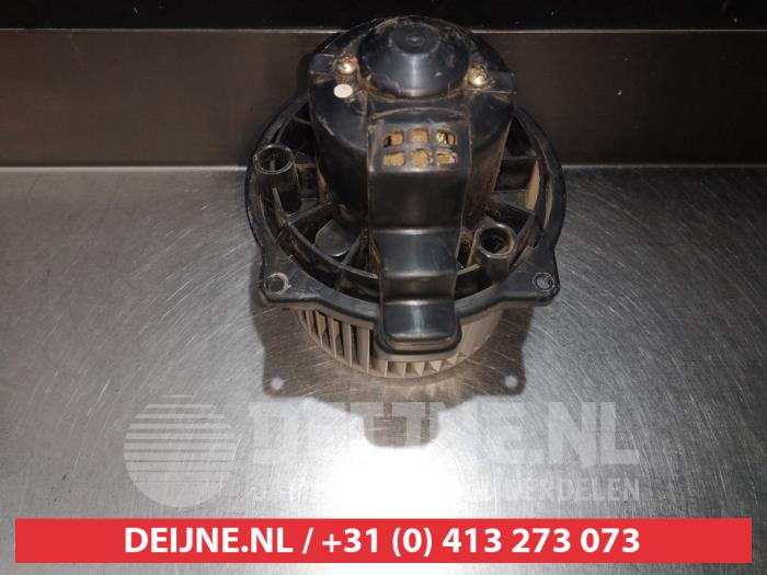 Daihatsu Young RV Heizung Belüftungsmotor O367312