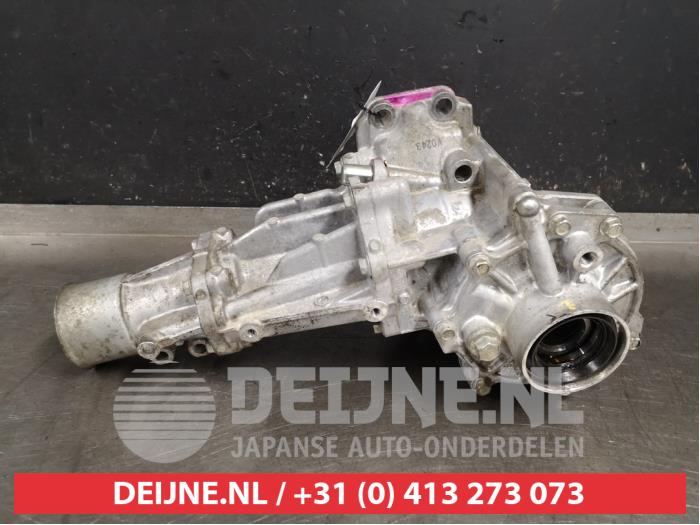 Mitsubishi Outlander Tussenbak 4x4 O395070