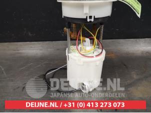 Suzuki Splash Electric fuel pump O395198 photo 2