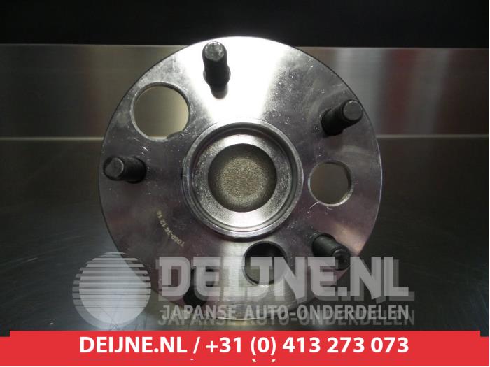 Toyota Auris Rear wheel bearing O9990007398