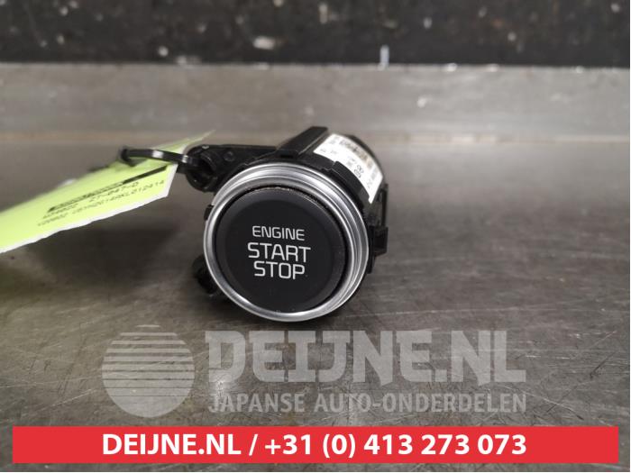 Start/Stop schakelaar van een Kia Proceed (CD) 1.4 T-GDI 16V 2019