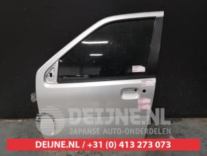 Suzuki Ignis Tür 4-türig links vorne O395638 foto 2