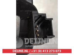 Nissan Qashqai Ruitenwissermotor achter O301058 foto 3
