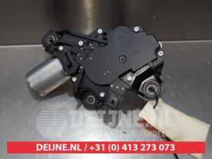 Nissan Qashqai Ruitenwissermotor achter O301058 foto 2