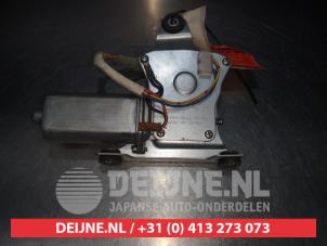 Suzuki Swift Ruitenwissermotor achter O301330 foto 2