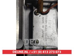 Suzuki Swift Ruitenwissermotor achter O301330 foto 3