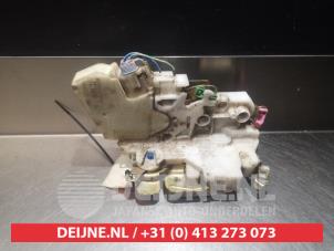 Nissan King Cab Deurslot Mechaniek 4Deurs links-achter O280162 foto 2
