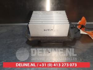 Gebruikte Kachel Weerstand Toyota Avensis Verso (M20) 2.0 16V VVT-i D-4 Prijs € 25,00 Margeregeling aangeboden door V.Deijne Jap.Auto-onderdelen BV