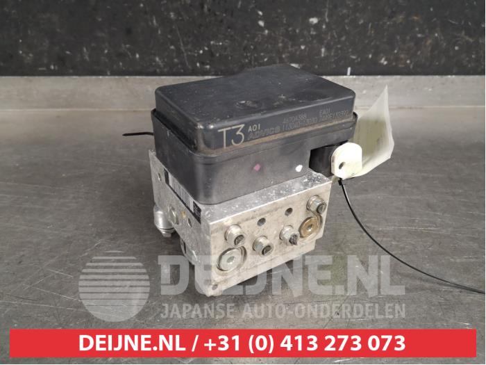 Gebruikte ABS Pomp Mitsubishi L-200 2.5 DI-D 4x4 Prijs € 150,00 Margeregeling aangeboden door V.Deijne Jap.Auto-onderdelen BV