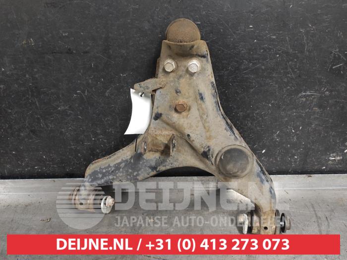 Mitsubishi L200 Querlenker unten rechts vorne O396267
