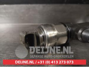 Toyota Avensis Einspritzdüse (Diesel) O396269 foto 3