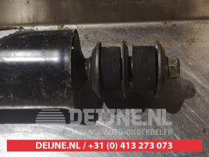 Toyota Hilux Front shock absorber, right O322206 photo 2