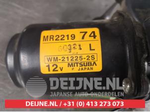 Mitsubishi Pajero Scheibenwischermotor vorne O396467 foto 3