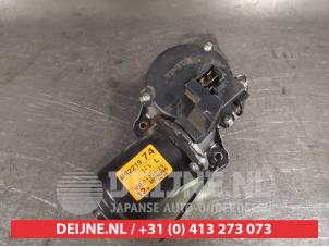 Mitsubishi Pajero Scheibenwischermotor vorne O396467 foto 2