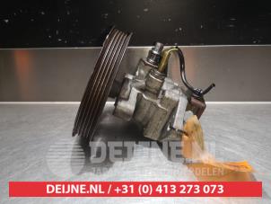 Mitsubishi Colt Power steering pump O331484 photo 2