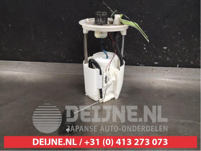 Gebruikte Tank element Pomp Mazda CX-5 I (KE,GH) 2.0 SkyActiv-G 16V 2WD Prijs € 75,00 Margeregeling aangeboden door V.Deijne Jap.Auto-onderdelen BV