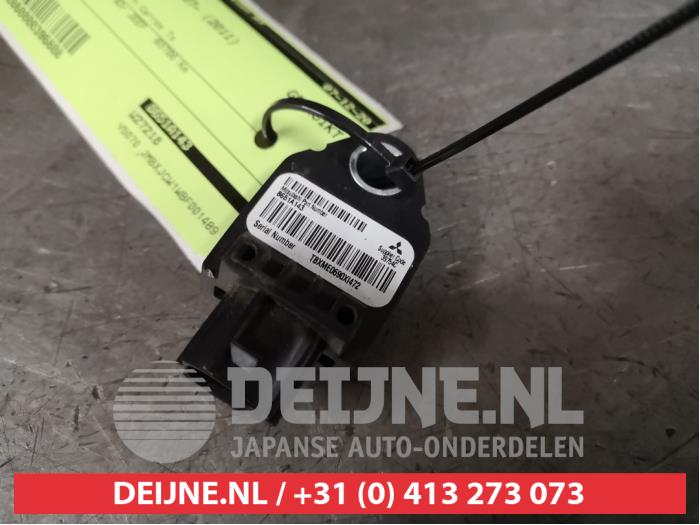 Mitsubishi Outlander Airbag-Sensor O396808
