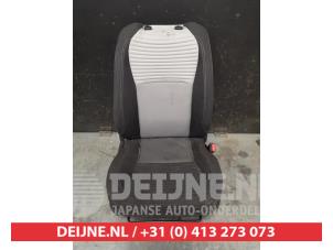 Toyota Yaris Stoel rechts O396855 foto 2