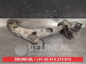 Gebruikte Draagarm onder rechts-voor Mazda 3 Sport (BL14/BLA4/BLB4) 1.6 CiTD 16V Prijs € 40,00 Margeregeling aangeboden door V.Deijne Jap.Auto-onderdelen BV
