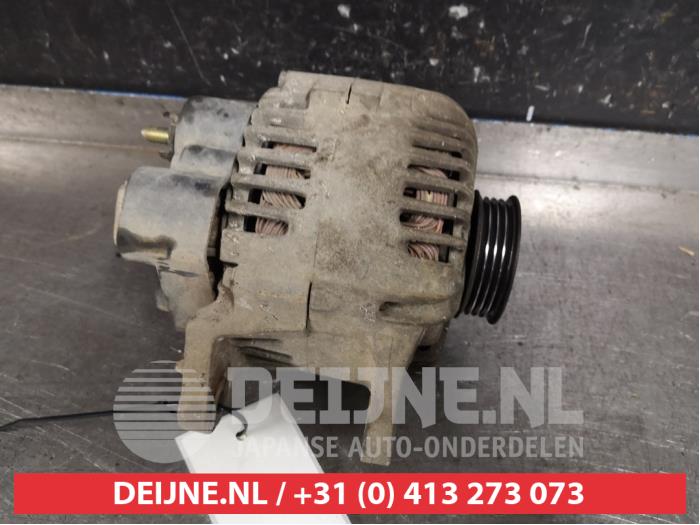 Gebruikte Alternator Kia Sorento I (JC) 2.4 16V Prijs € 45,00 Margeregeling aangeboden door V.Deijne Jap.Auto-onderdelen BV