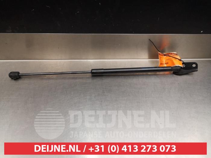 Suzuki Swift Gasdemper rechts-achter O295391
