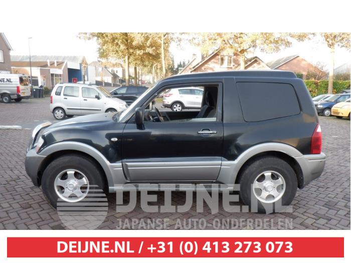 Mitsubishi Pajero Portierruit 2Deurs links O397155