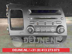 Gebruikte Radio Honda Civic (FA/FD) 1.3 Hybrid Prijs € 100,00 Margeregeling aangeboden door V.Deijne Jap.Auto-onderdelen BV