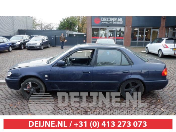 Toyota Corolla Driehoeks Ruit links-achter O397678