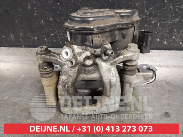 Nissan Qashqai Remklauw (Tang) rechts-achter O397751
