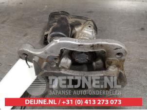 Nissan Qashqai Rear brake calliper, right O397751 photo 2