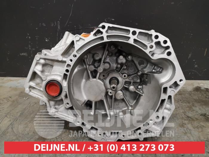Toyota Auris Versnellingsbak O9990007183