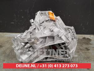 Toyota Auris Versnellingsbak O9990007183 foto 2
