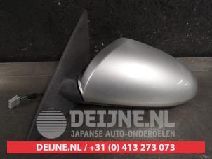 Nissan Primera Buitenspiegel links O397923 foto 2