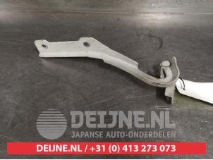Suzuki Alto Bonnet Hinge O398093 photo 2