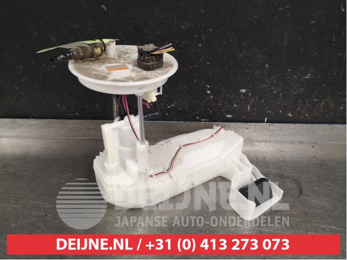 Gebruikte Tank element Pomp Suzuki Celerio (LF) 1.0 12V Prijs € 35,00 Margeregeling aangeboden door V.Deijne Jap.Auto-onderdelen BV