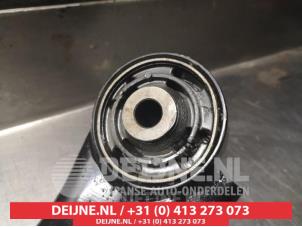 Nissan Qashqai Draagarm links-achter O9990007374 foto 4